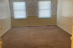 1293 Manor Dr, Pittsburgh, PA 15241 - Photo 21