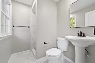 201 N Hazelwood Dr, North Franklin Township, PA 15301 - Photo 7