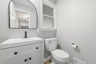 201 N Hazelwood Dr, North Franklin Township, PA 15301 - Photo 31