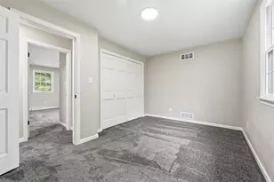 201 N Hazelwood Dr, North Franklin Township, PA 15301 - Photo 17