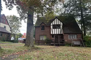 310 Sumner Ave, New Castle, PA 16105 - Photo 1