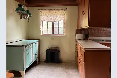 310 Sumner Ave, New Castle, PA 16105 - Photo 9