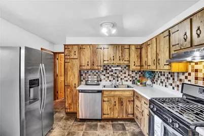 217 Eleanor Drive, Latrobe, PA 15650 - Photo 9