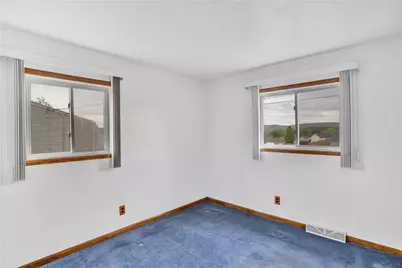 217 Eleanor Drive, Latrobe, PA 15650 - Photo 17