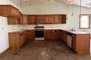 106 Country Ln, Brady Township, PA 16057 - Photo 5