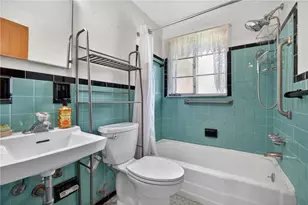 105 Flicker Dr, McKees Rocks, PA 15136 - Photo 17