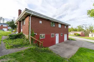 105 Flicker Dr, McKees Rocks, PA 15136 - Photo 25