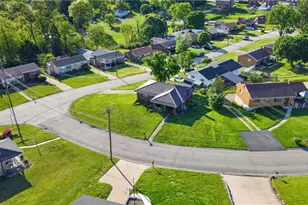 105 Flicker Dr, McKees Rocks, PA 15136 - Photo 29