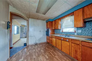 1070 Maple Ave, South Strabane, PA 15301 - Photo 11
