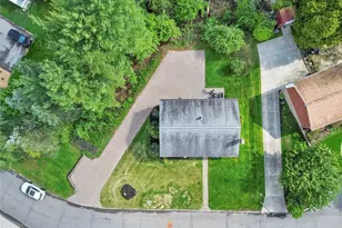 105 Oxford Dr, West Mifflin, PA 15122 - Photo 29