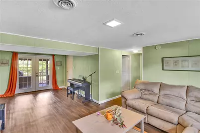 645 Blue Ridge Rd, Pittsburgh, PA 15239 - Photo 19