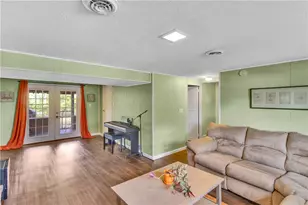 645 Blue Ridge Rd, Pittsburgh, PA 15239 - Photo 19
