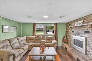 645 Blue Ridge Rd, Pittsburgh, PA 15239 - Photo 17