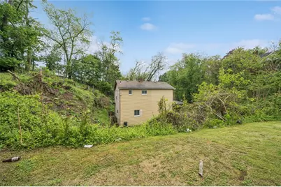 577 Isabella, Charleroi Boro, PA 15022 - Photo 31