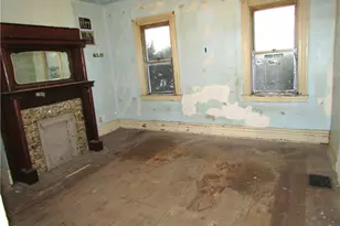 527 Delmont Ave, Pittsburgh, PA 15210 - Photo 15
