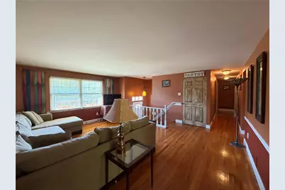 460 Temona Drive, Pittsburgh, PA 15236 - Photo 5