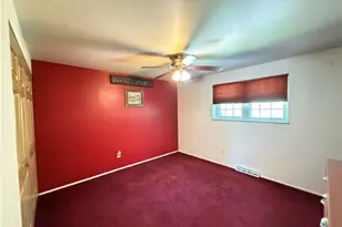 460 Temona Dr, Pittsburgh, PA 15236 - Photo 15