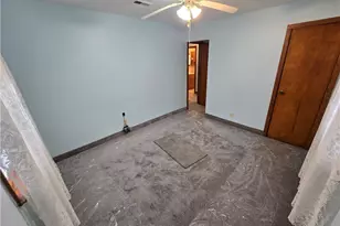 3631 Sample Rd, Hermitage, PA 16148 - Photo 17