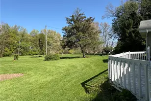 22 26th St Ext, Pymatuning Township, PA 16125 - Photo 5