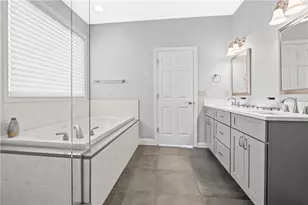 2301 Shamrock Ln, Canonsburg, PA 15317 - Photo 35