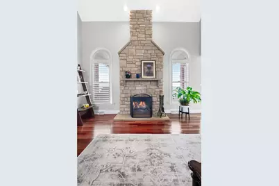 2301 Shamrock Ln, Canonsburg, PA 15317 - Photo 13