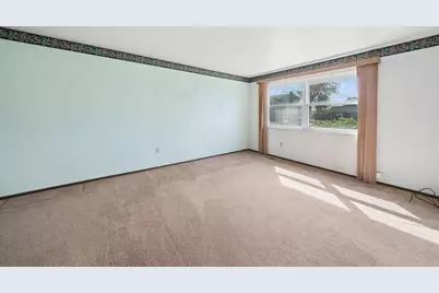 1361 Conway Street, Hempfield Township, PA 15601 - Photo 9