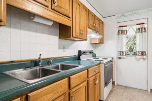 1361 Conway St, Hempfield Township, PA 15601 - Photo 11
