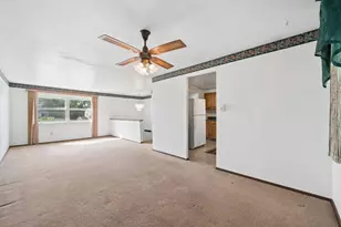 1361 Conway St, Hempfield Township, PA 15601 - Photo 7