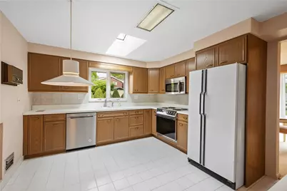 5330 Tomfran Dr, Pittsburgh, PA 15236 - Photo 15
