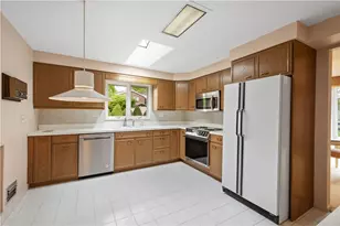 5330 Tomfran Dr, Pittsburgh, PA 15236 - Photo 15