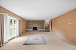 5330 Tomfran Dr, Pittsburgh, PA 15236 - Photo 9