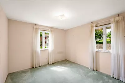 5330 Tomfran Dr, Pittsburgh, PA 15236 - Photo 17