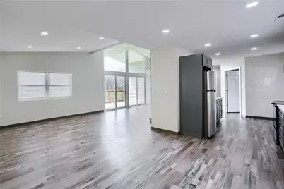 102 Kathleen Dr #2, Marion Township, PA 15066 - Photo 5