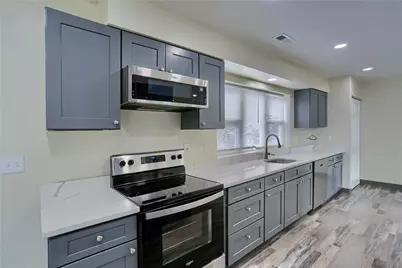 102 Kathleen Dr #2, Marion Township, PA 15066 - Photo 3