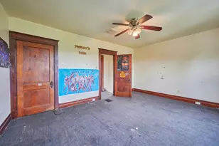 2044 Brownsville Rd, Pittsburgh, PA 15210 - Photo 29