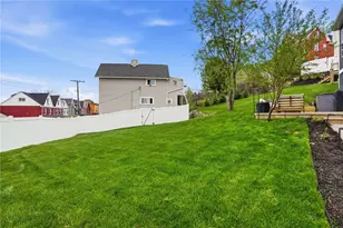 27 Natchez St, Pittsburgh, PA 15211 - Photo 5