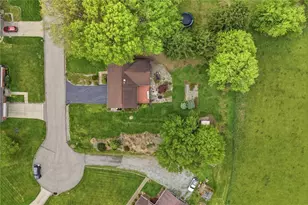 129 Ray Dr, Rostraver, PA 15012 - Photo 9