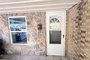 2528 Homehurst Ave, Pittsburgh, PA 15234 - Photo 3