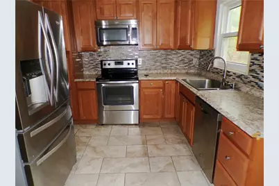309 Larkwood Ct, Cranberry Township, PA 16066 - Photo 5