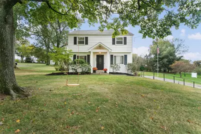 1553 Crestview Dr, Pittsburgh, PA 15237 - Photo 1