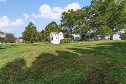 1553 Crestview Dr, Pittsburgh, PA 15237 - Photo 37