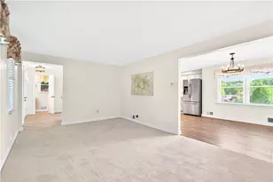 130 Grouse Dr, Elizabeth Twp/Boro, PA 15037 - Photo 11