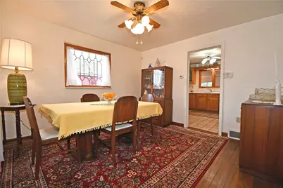 3905 Brownsville Rd, Pittsburgh, PA 15227 - Photo 9