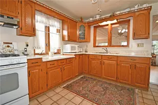 3905 Brownsville Rd, Pittsburgh, PA 15227 - Photo 11