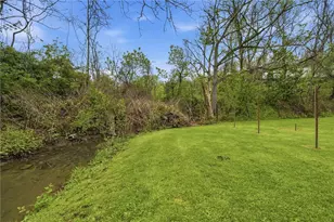 1058 Thompson Run Rd, West Mifflin, PA 15122 - Photo 25