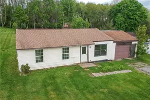 121 Sunflower Rd, Center Township, PA 16001 - Photo 1