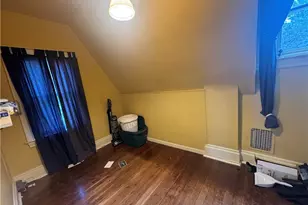 408 Dickson Ave, Pittsburgh, PA 15202 - Photo 25