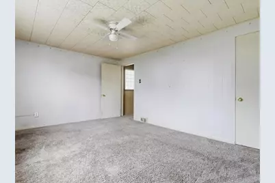 551 Farnsworth Ave, Clairton, PA 15025 - Photo 17