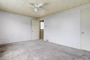 551 Farnsworth Ave, Clairton, PA 15025 - Photo 17