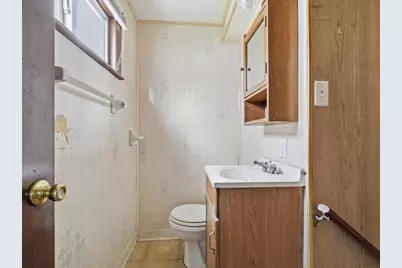 551 Farnsworth Ave, Clairton, PA 15025 - Photo 13